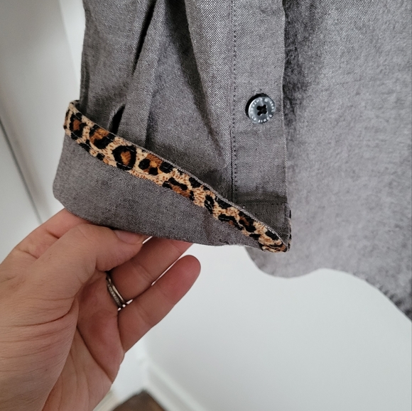 NWOT Entree LS Mens button down shirt gray & leopard print- 100% cotton - Medium - Picture 6 of 9